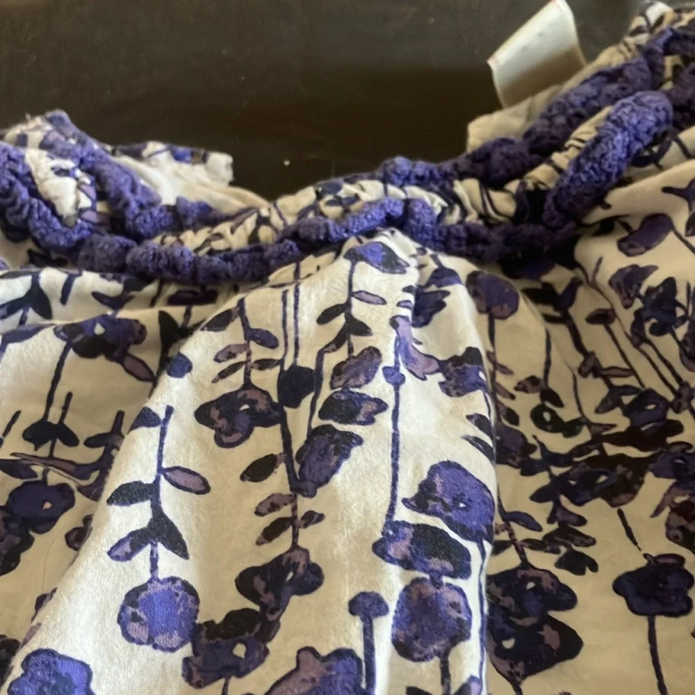 Girls old navy Floral top 2t